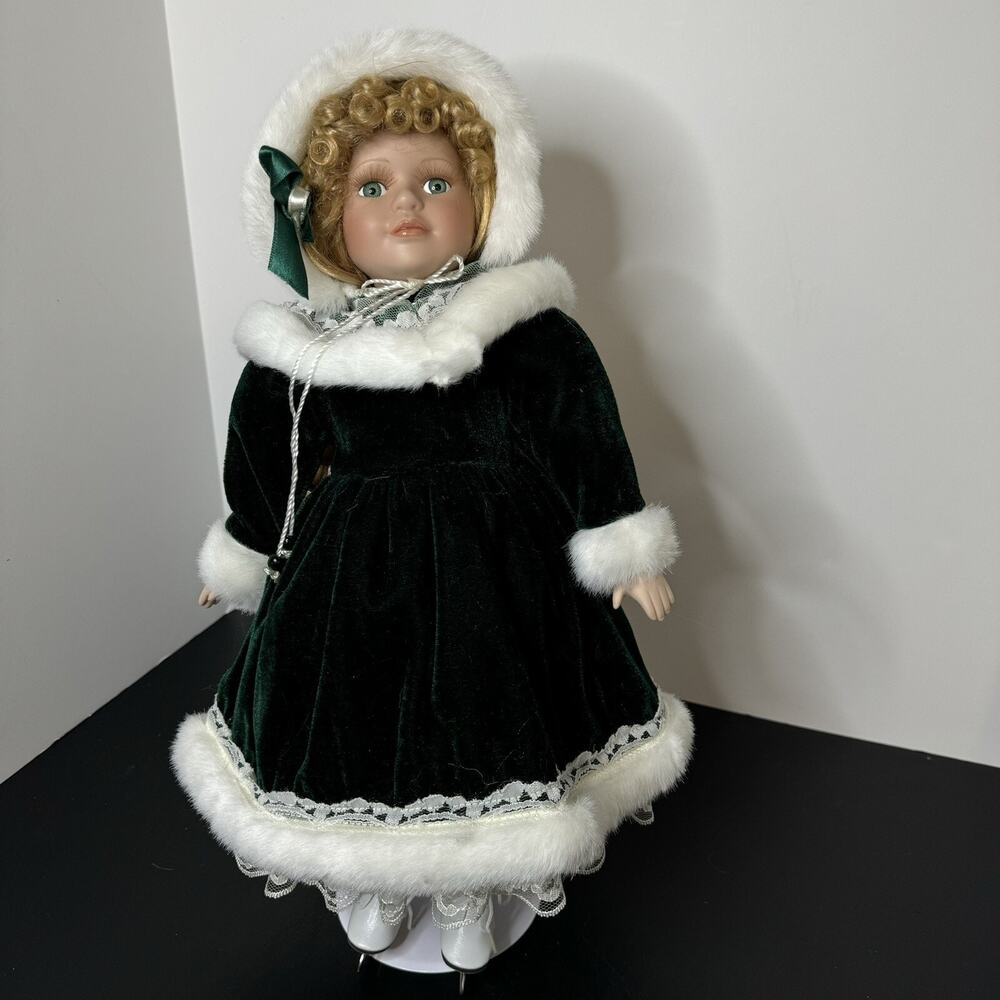 2001 Angelina Collection‎ By Timeless Treasures Ice Skater Porcelain Doll Blonde